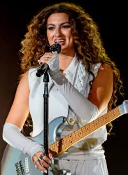 Tori Kelly