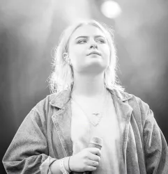 Låpsley