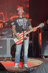 Aaron Lewis