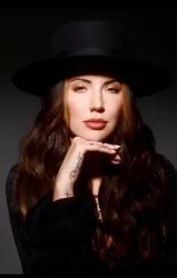 DOROTHY [American rock band]
