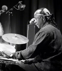Lenny White